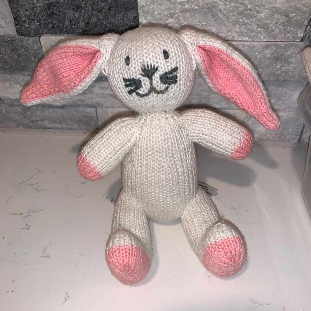 Bunny rabbit knit plush toy made in Peru